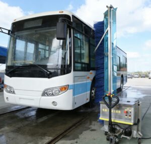 P-单刷大巴洗车机-带车图片 Single-Brush Bus & Truck Car Wash Machine